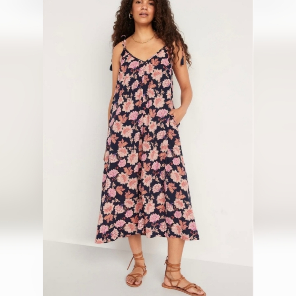 Old Navy XXL navy maxi dress with flowers
